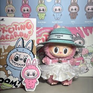 POP MART LABUBU Exciting Macaron Collection With Outfit LYCHEE BERRY AUTHENTIC